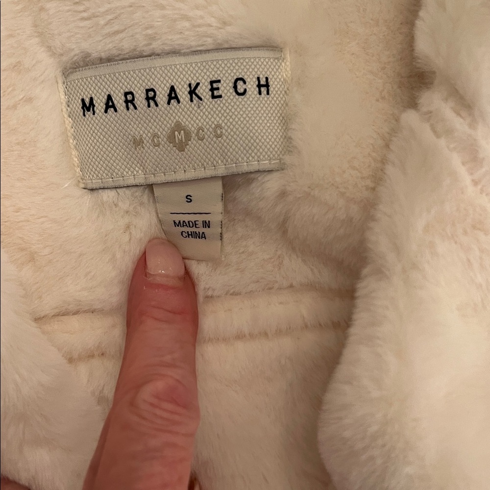 Marrakech Women's White Faux Suede/ Faux Shearling Jacket - Picture 2 of 9